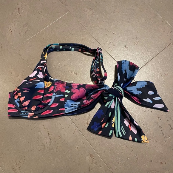 NWT Araks Midnight Floral Yelena Bikini Top and Yumi Hipster Size S - Picture 4 of 8